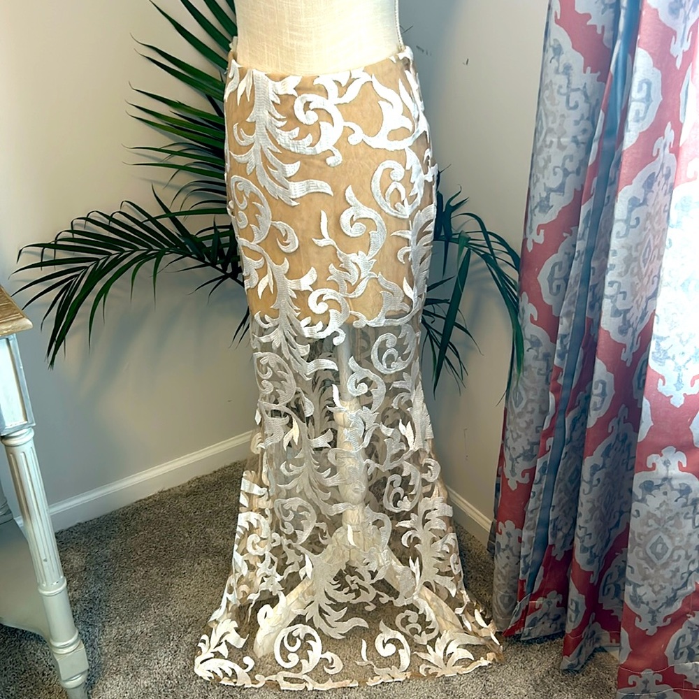 Lace maxi skirt
